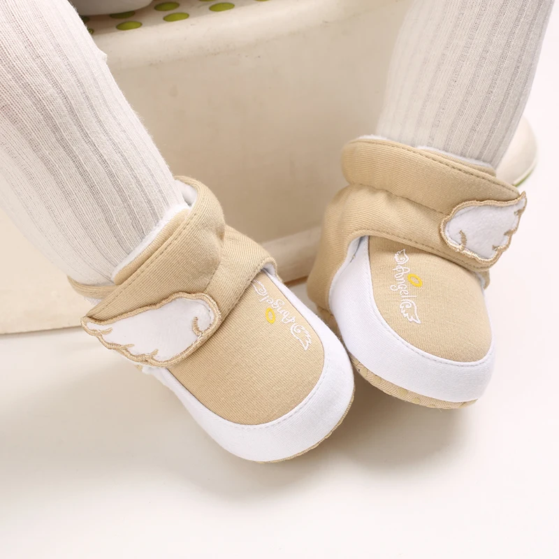 2021 Baby Winter Warm First Walkers Cotton Baby Shoes Cute Infant Baby boys girls shoes soft sole indoor shoes for 0-18M
2021 Baby Winter Warm First Walkers Cotton Baby Shoes Cute Infant Baby boys girls shoes soft sole indoor shoes for 0-18M