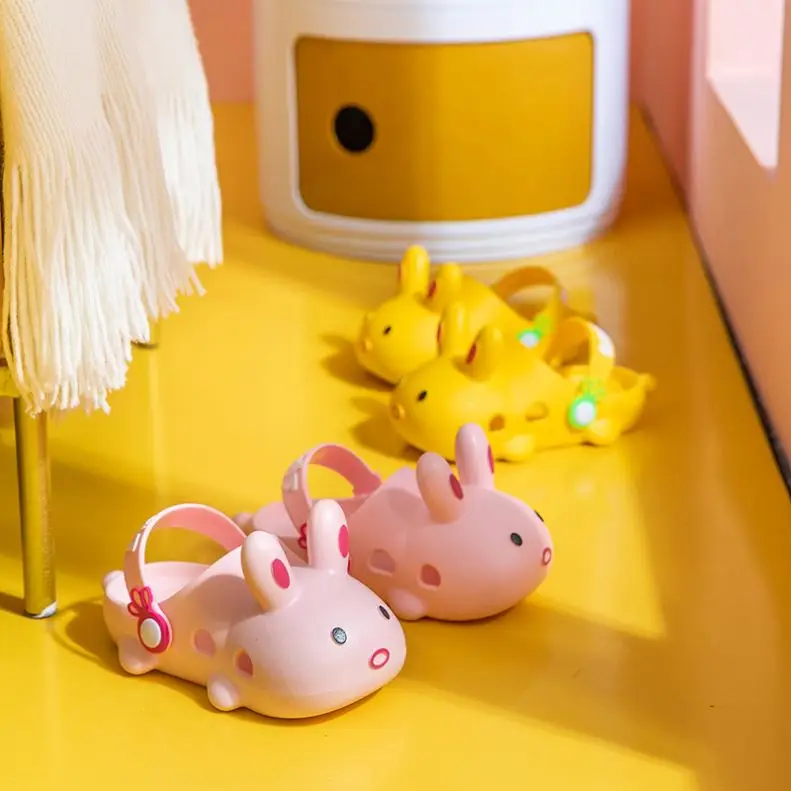 PVC Cartoons Hole indoor cute Bunny little boys childrens girls shoes children's animal slippers kids slides footwear sandals
PVC Cartoons Hole indoor cute Bunny little boys childrens girls shoes children's animal slippers kids slides footwear sandals