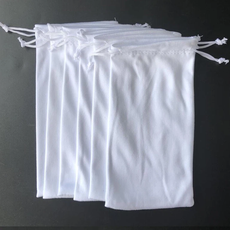 100pcs white customized logo eye glasses bag soft cleaning microfiber sunglasses pouch soft eyewear accessories
100pcs white customized logo eye glasses bag soft cleaning microfiber sunglasses pouch soft eyewear accessories
