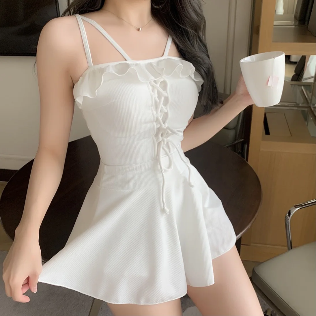 YZ-0724 L Type Two-piece Strapless Together With Conservative Covering Hot Spring Bathing Suit Sexy Girls Fashion Swimwear
YZ-0724 L Type Two-piece Strapless Together With Conservative Covering Hot Spring Bathing Suit Sexy Girls Fashion Swimwear