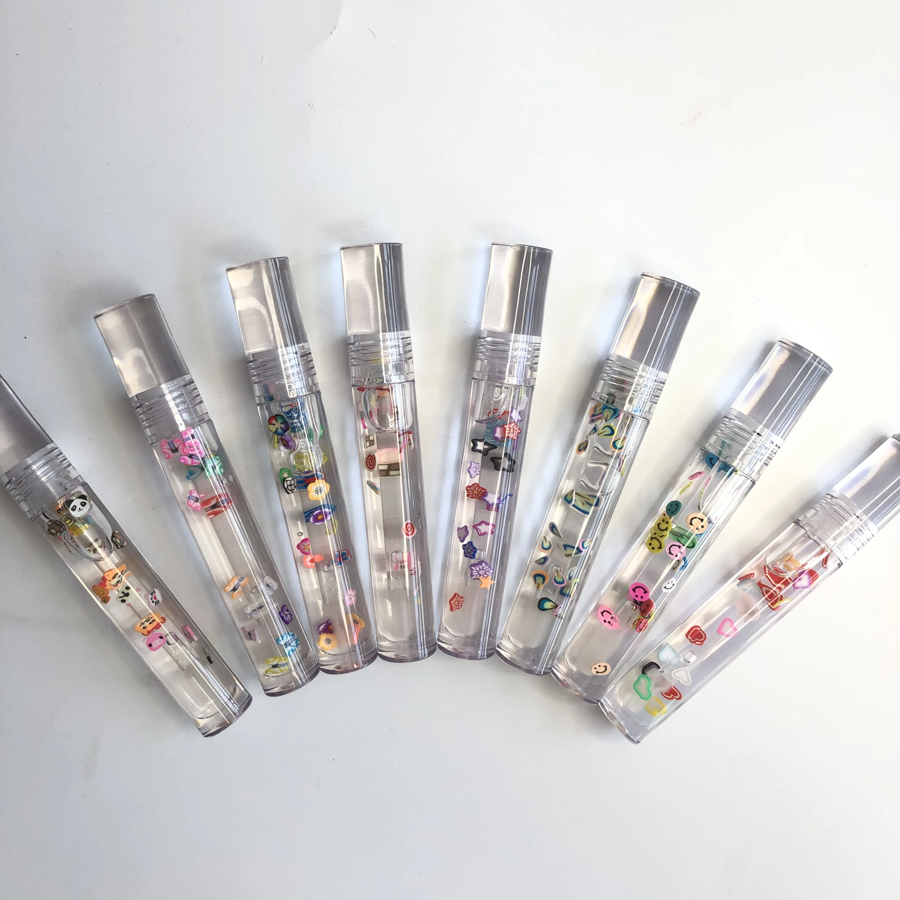 2021 new lovely flowers butterfly cute animals kids clear lipgloss fruit flavored lipgloss
2021 new lovely flowers butterfly cute animals kids clear lipgloss fruit flavored lipgloss