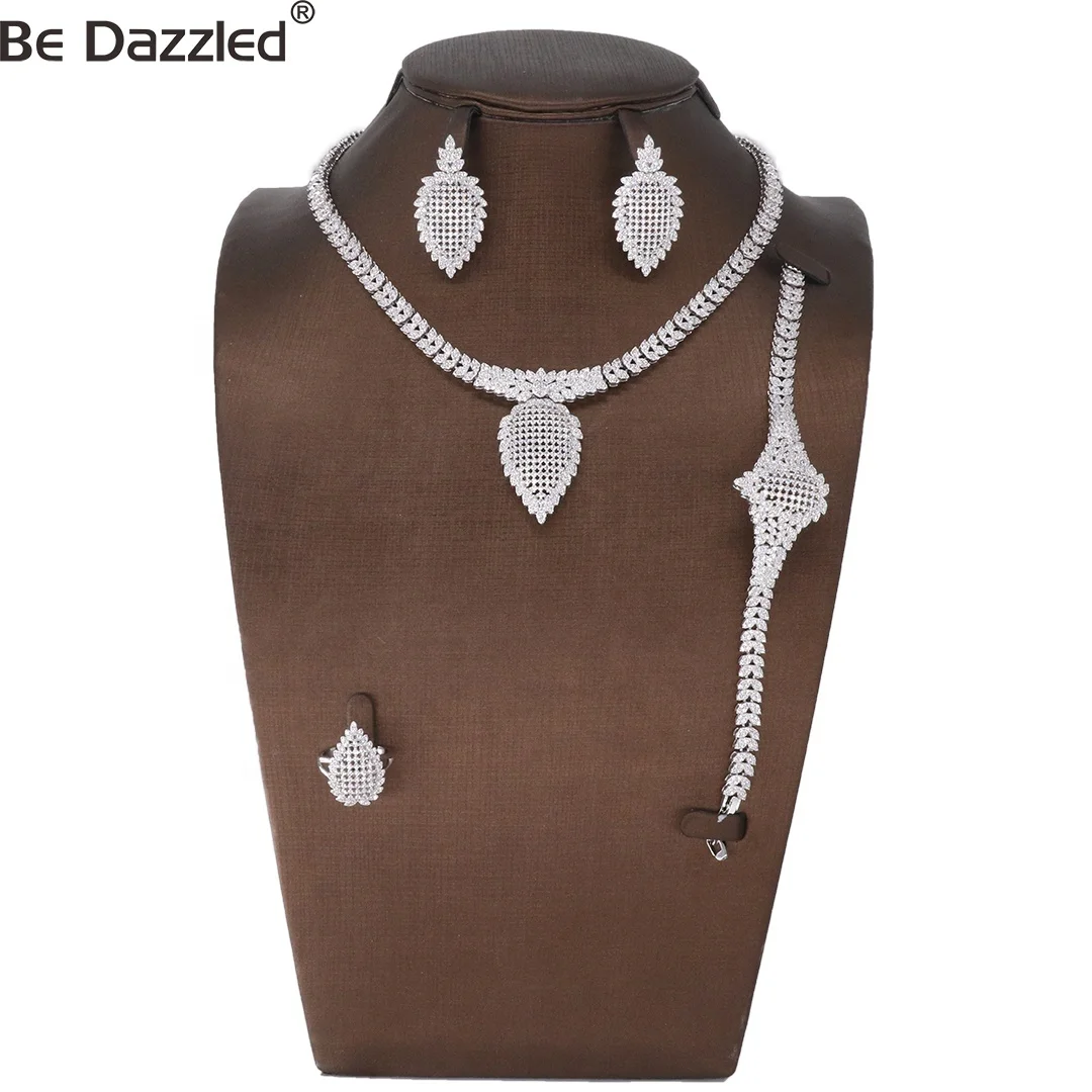 Bedazzled High quality 2020 jewelry women big pendant necklace wholesale costume jewelry set nigeria women
Bedazzled High quality 2020 jewelry women big pendant necklace wholesale costume jewelry set nigeria women