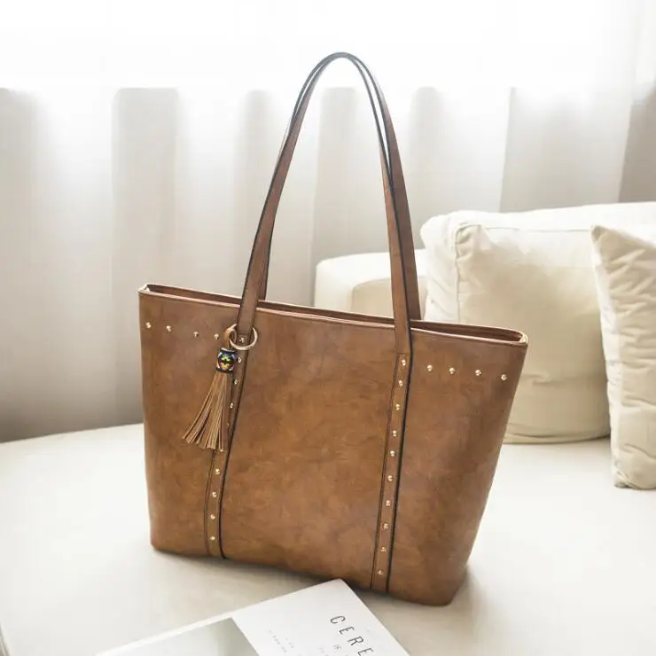 Wholesale fashion sling bags vintage tassel leather handbag women purses western style tote bag, 3 color
Wholesale fashion sling bags vintage tassel leather handbag women purses western style tote bag, 3 color