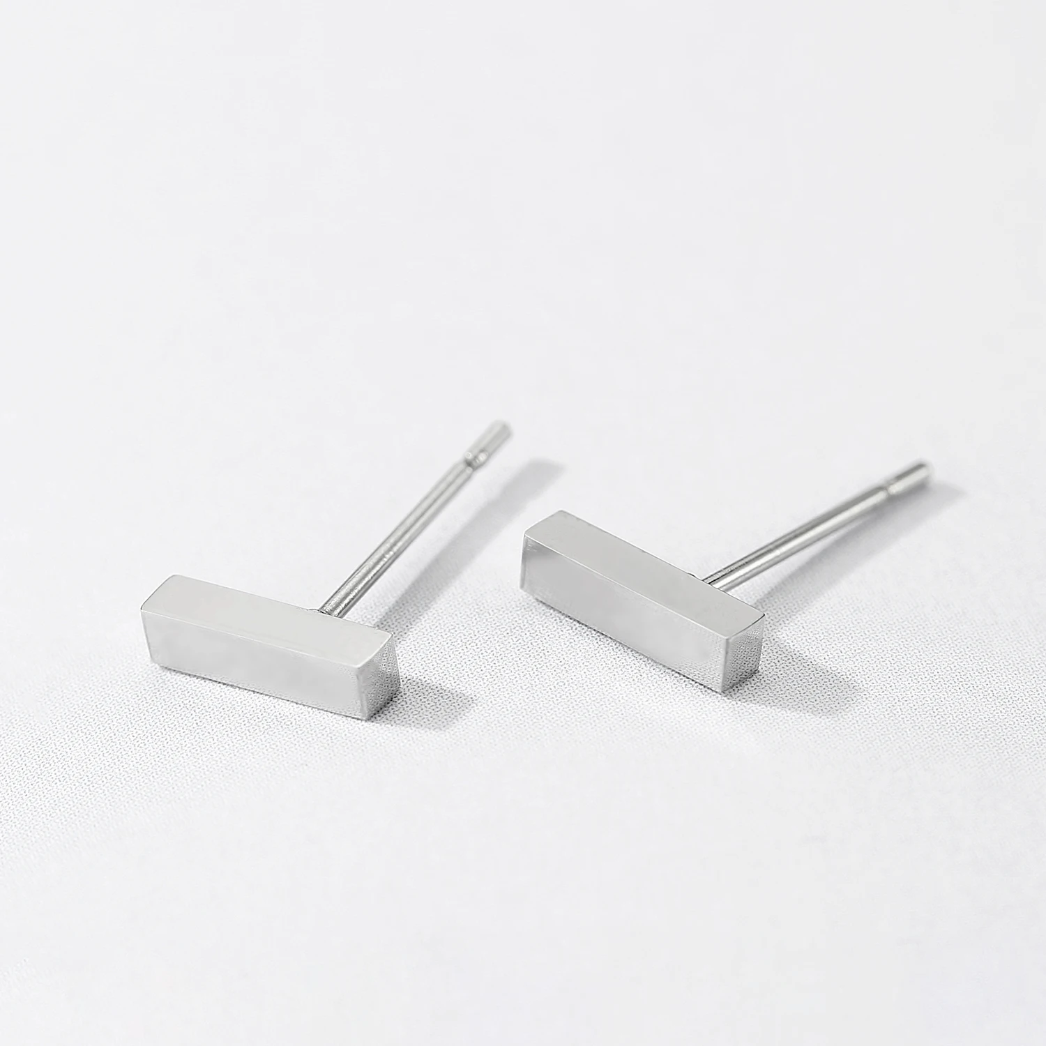 Stainless Steel Small Stud Earrings Fashion Punk Personalized Mini Earrings, Customized color
Stainless Steel Small Stud Earrings Fashion Punk Personalized Mini Earrings, Customized color