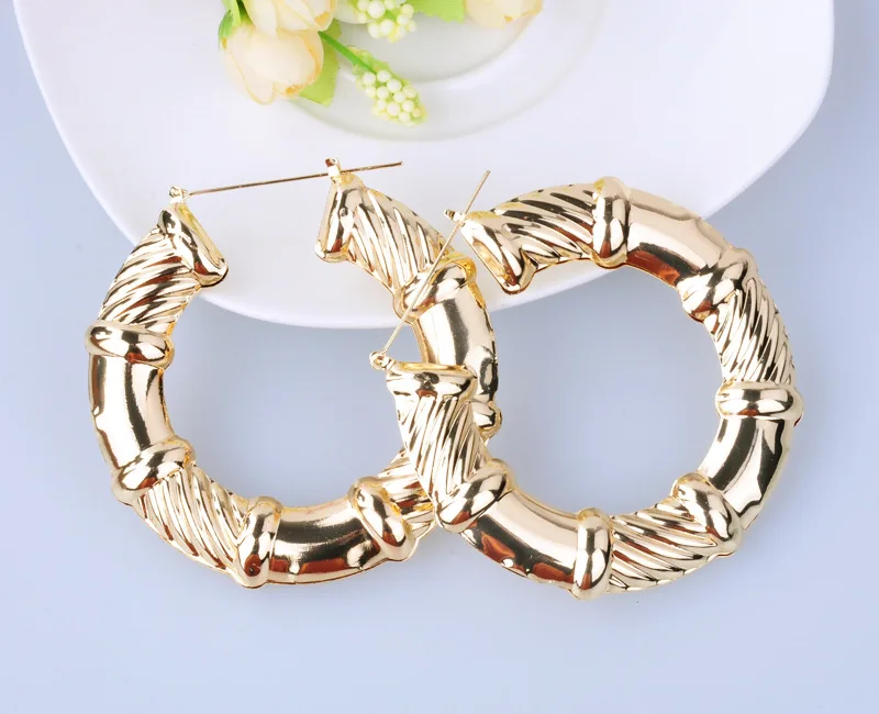 2020 trendy brass jewelry 70mm Gold plated big bamboo hoop earrings for Women Girls
2020 trendy brass jewelry 70mm Gold plated big bamboo hoop earrings for Women Girls