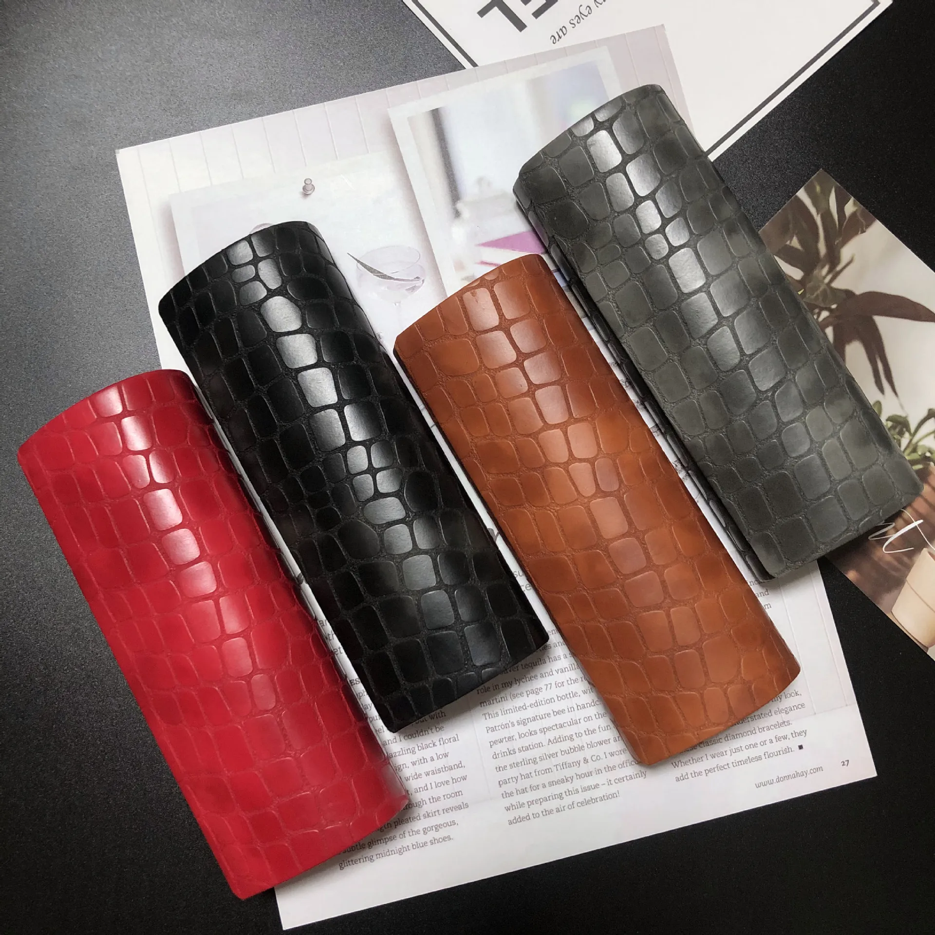 High Quality PU leather Eyewear Sunglass Accessories Packaging Boxes For Sunglass, 4 colors
High Quality PU leather Eyewear Sunglass Accessories Packaging Boxes For Sunglass, 4 colors