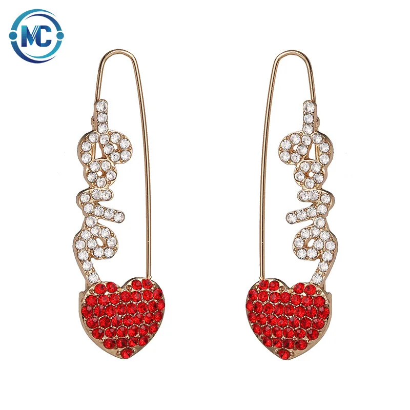 Hot Sale Alloy Diamond-Studded Gold Paper Clip Earrings Personality Fashion Unique Drop Earrings For Women, White
Hot Sale Alloy Diamond-Studded Gold Paper Clip Earrings Personality Fashion Unique Drop Earrings For Women, White