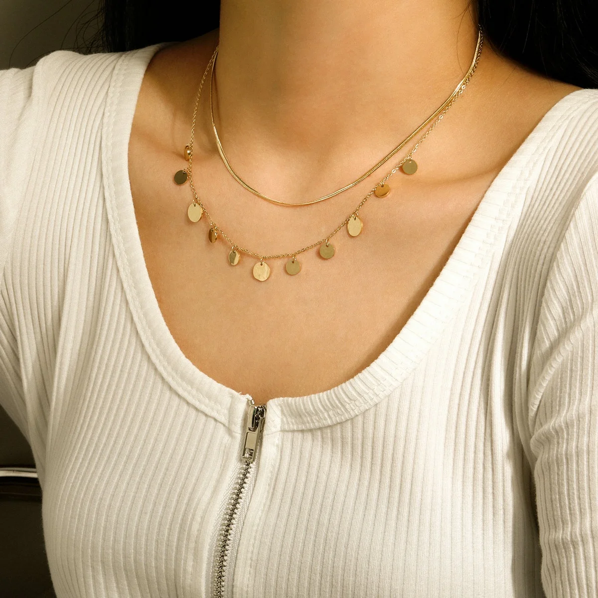 High Polished Double Layer Snake Chain Small Round Pendants Necklace Stainless Steel Geometric Round Pendants Necklace
High Polished Double Layer Snake Chain Small Round Pendants Necklace Stainless Steel Geometric Round Pendants Necklace