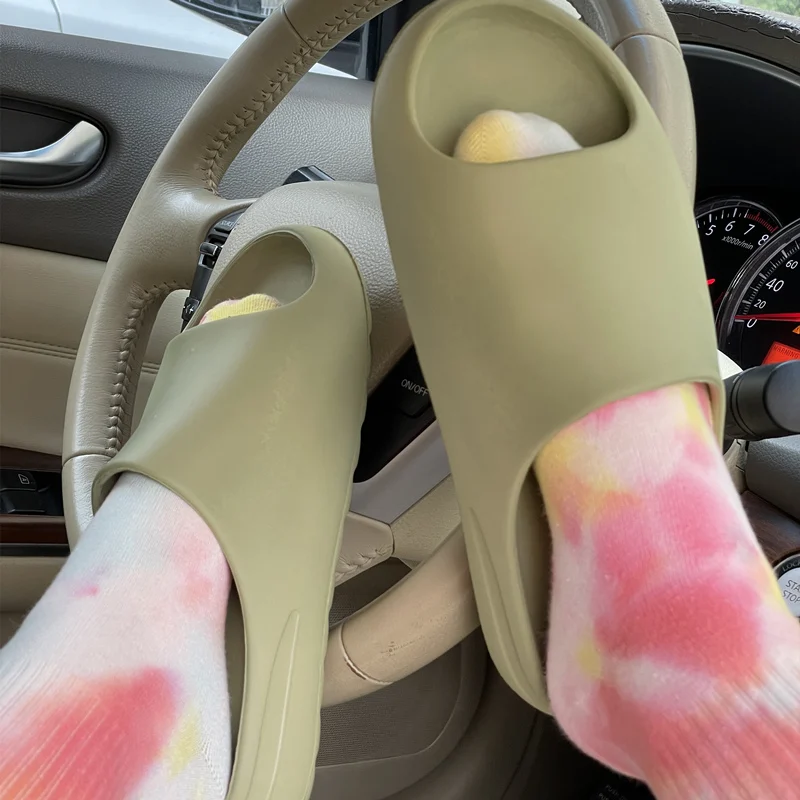 New Design women flats hot sale footwear latest slippers for ladies comfy slides women
New Design women flats hot sale footwear latest slippers for ladies comfy slides women