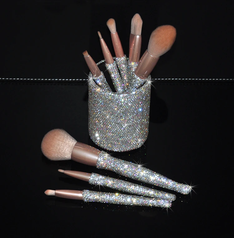 Diamond-studded makeup brush set 8 pieces of diamond-sticking loose powder brush eye shadow blush brush professional beauty tool, Customized color
Diamond-studded makeup brush set 8 pieces of diamond-sticking loose powder brush eye shadow blush brush professional beauty tool, Customized color