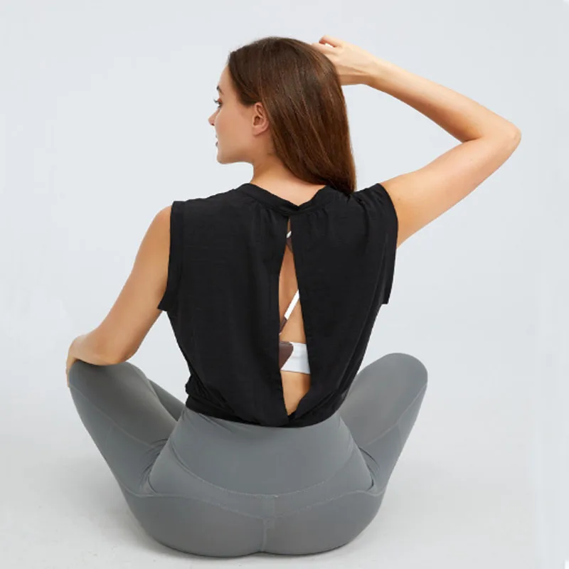 Nice cut Cotton loose fit gym wear workout sleeveless custom tank top for women plain Gym Active Wear custom sport tank top
Nice cut Cotton loose fit gym wear workout sleeveless custom tank top for women plain Gym Active Wear custom sport tank top