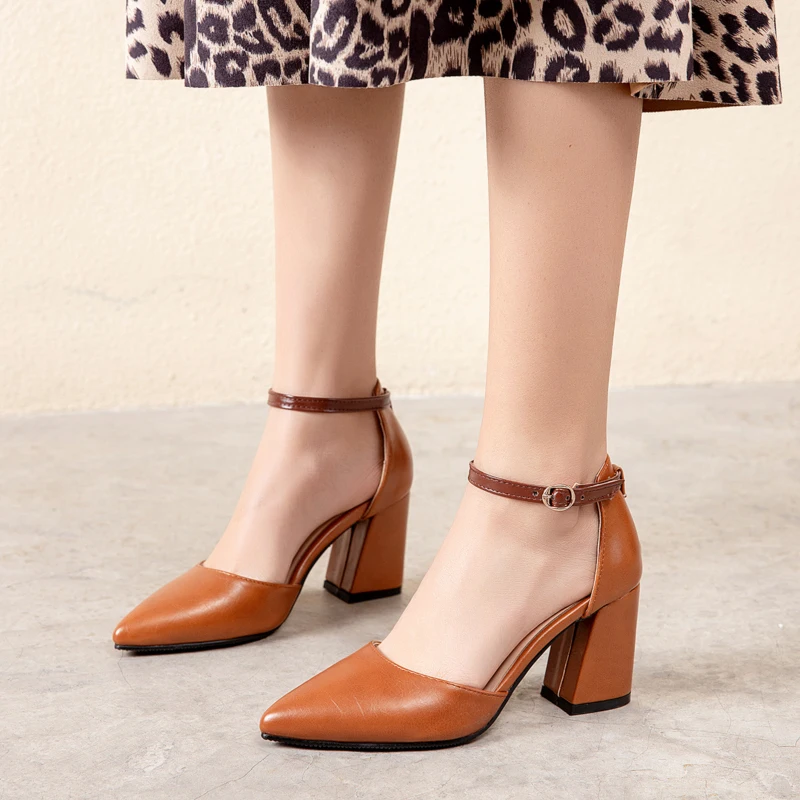 Summer Fashion Pointy Toe Sexy Ankle Strap Thick Heel Sandals for Ladies, Pink,brown,ecru
Summer Fashion Pointy Toe Sexy Ankle Strap Thick Heel Sandals for Ladies, Pink,brown,ecru