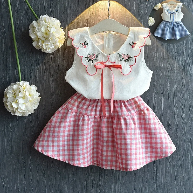 New fashion toddler girls clothing sets boutique summer girls sleeveless shirt and short skirt 2 pcs clothes set, Picture shows
New fashion toddler girls clothing sets boutique summer girls sleeveless shirt and short skirt 2 pcs clothes set, Picture shows