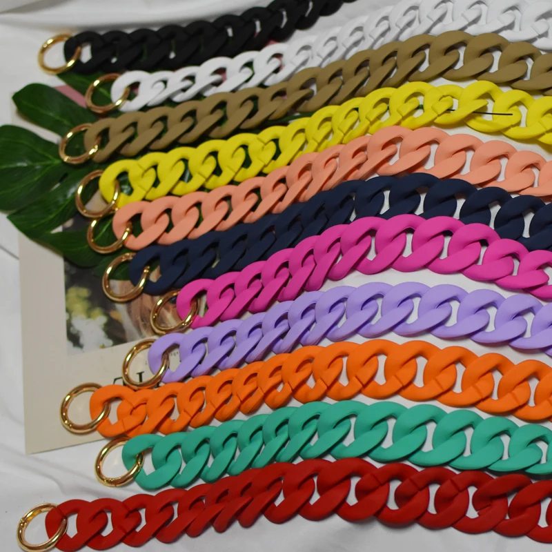 ZONESIN Custom Handbag Accessories Chains Female Matte Colour Plastic Acrylic Resin Chain For Bags, 11 colors in stock
ZONESIN Custom Handbag Accessories Chains Female Matte Colour Plastic Acrylic Resin Chain For Bags, 11 colors in stock