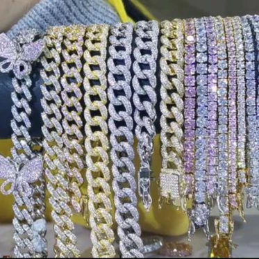 hip hop custom name cz ice out tennis letter pendant gold cuban link chains tennis chain with butterfly necklace, Golden
hip hop custom name cz ice out tennis letter pendant gold cuban link chains tennis chain with butterfly necklace, Golden