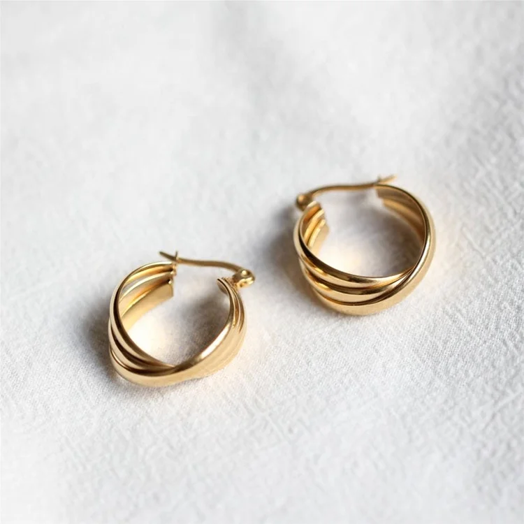 Trendy Stainless Steel Hypoallergenic 18k Gold Plated Triple Twist Hoop Earrings for Women, Gold color
Trendy Stainless Steel Hypoallergenic 18k Gold Plated Triple Twist Hoop Earrings for Women, Gold color