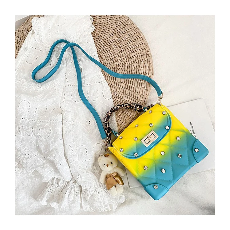 2021 Hot Sale Girls Jelly Protable PVC Crossbody Bags Ladies Shoulder Purse and Handbags, Customized color
2021 Hot Sale Girls Jelly Protable PVC Crossbody Bags Ladies Shoulder Purse and Handbags, Customized color