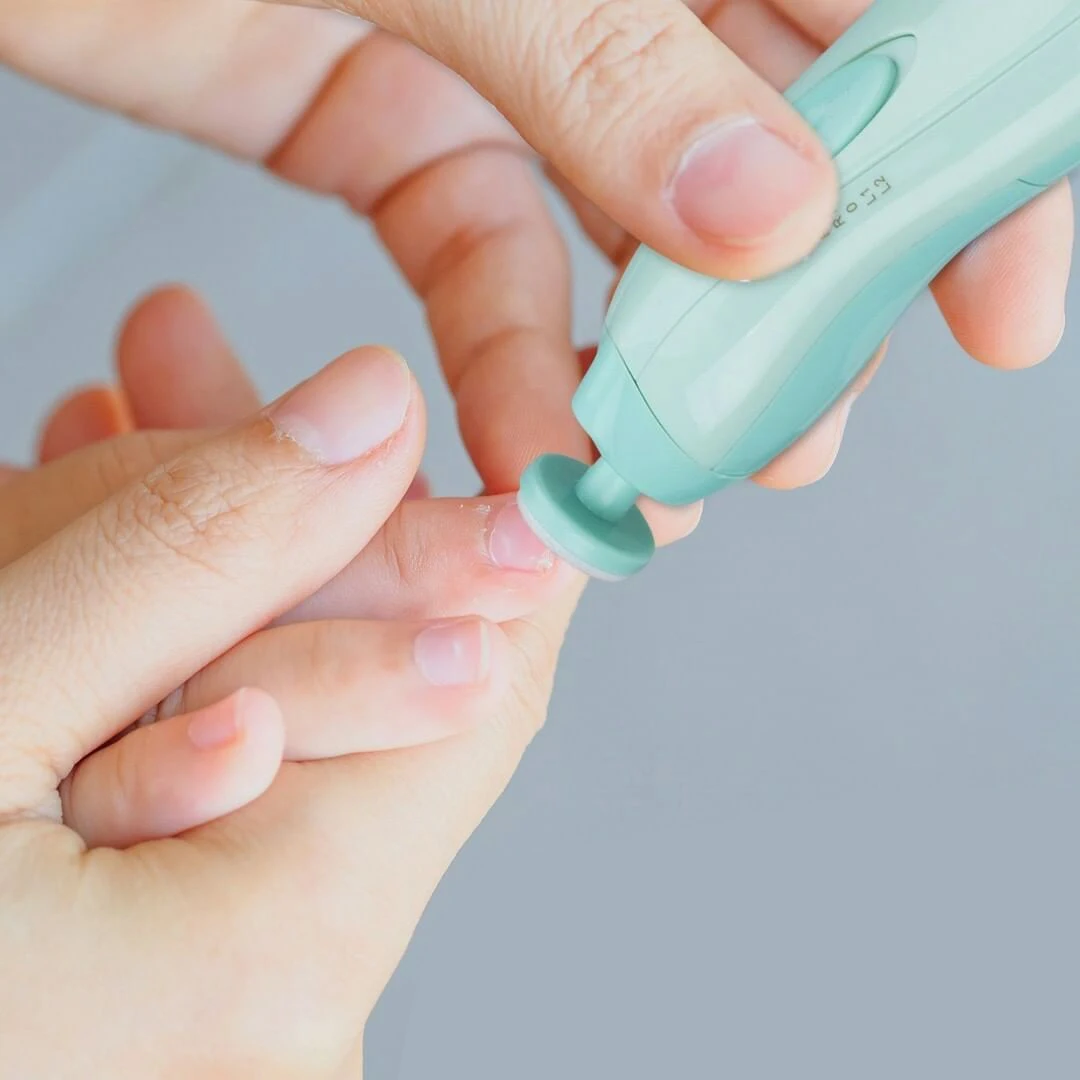 Custom logo manicure pedicure set kit battery operated 6 in 1 baby nail grinder light electric baby nail trimmer nail files, Pink/blue/custom color
Custom logo manicure pedicure set kit battery operated 6 in 1 baby nail grinder light electric baby nail trimmer nail files, Pink/blue/custom color