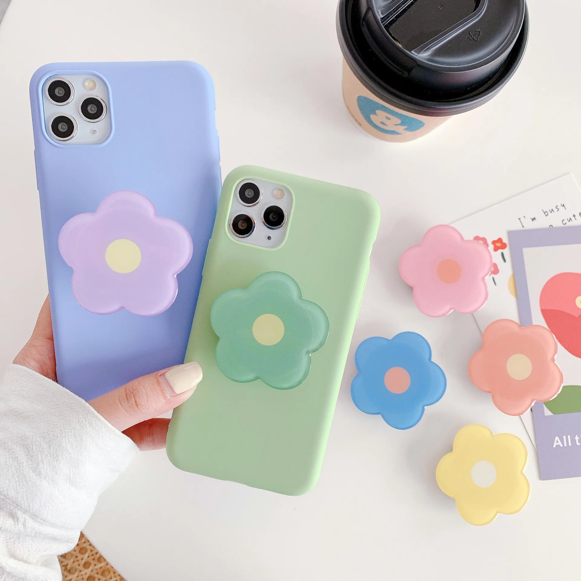 Source factory High Quality Acrylic Cell Phone Holder With Cute Design Phone Grip Stand Custom Logo
Source factory High Quality Acrylic Cell Phone Holder With Cute Design Phone Grip Stand Custom Logo