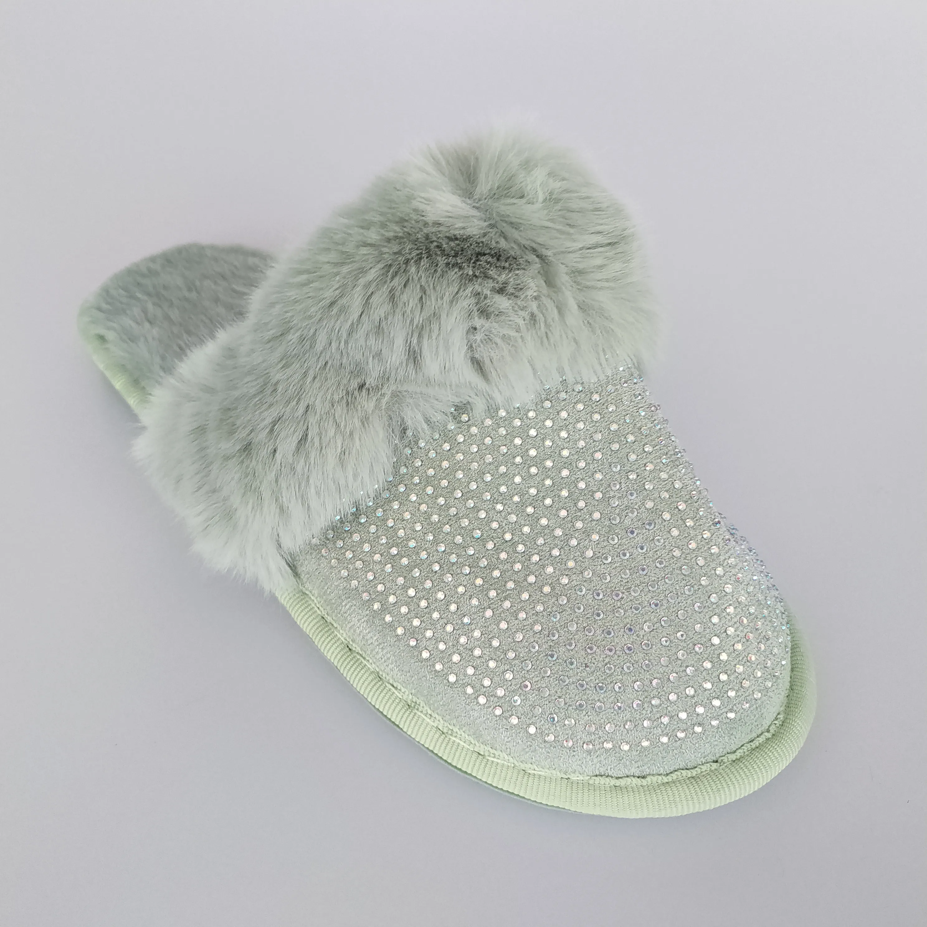new fall fur women rhinestone sandals fashion flat home diamond jelly ladies women sandals and slides, Black,pink,purple,green
new fall fur women rhinestone sandals fashion flat home diamond jelly ladies women sandals and slides, Black,pink,purple,green