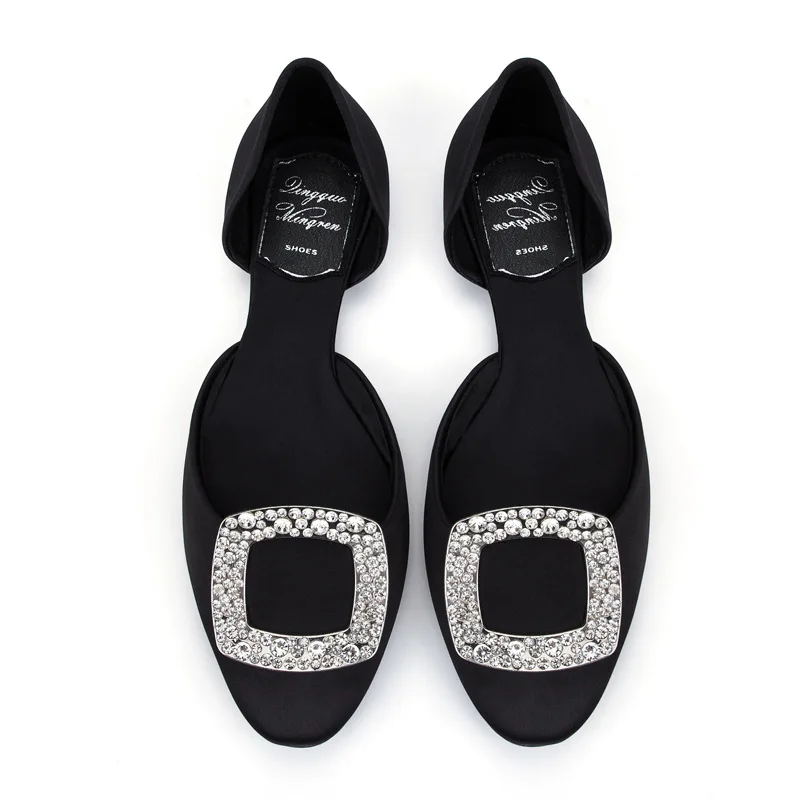 S0073B 2021 summer new fashion and comfortable satin rhinestone square buckle bag with round toe flat sole sandals
S0073B 2021 summer new fashion and comfortable satin rhinestone square buckle bag with round toe flat sole sandals