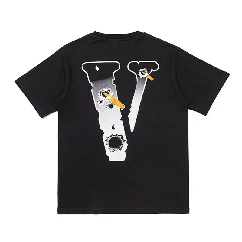 High Quality VLONES T-shirt bullet letter big V half-sleeved unisex hip-hop loose short-sleeved couple T-shirt, Customized colors
High Quality VLONES T-shirt bullet letter big V half-sleeved unisex hip-hop loose short-sleeved couple T-shirt, Customized colors