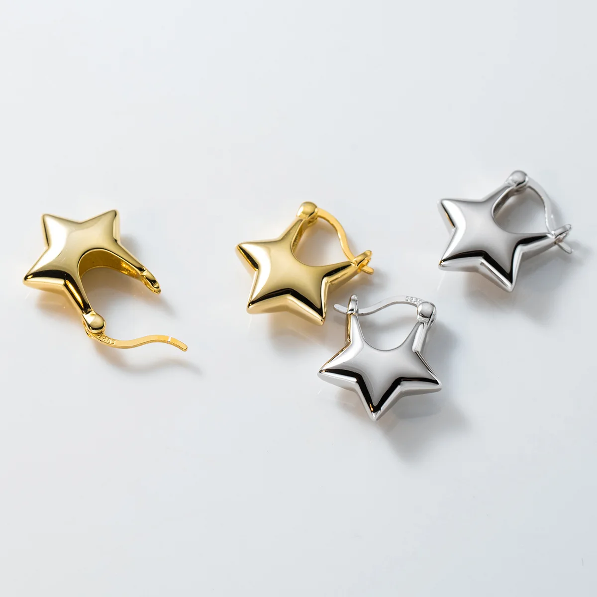 fashion jewelry 925 silver minimalist star earrings jewelry luxury 18K gold plated sterling silver huggie hoop earrings women
fashion jewelry 925 silver minimalist star earrings jewelry luxury 18K gold plated sterling silver huggie hoop earrings women