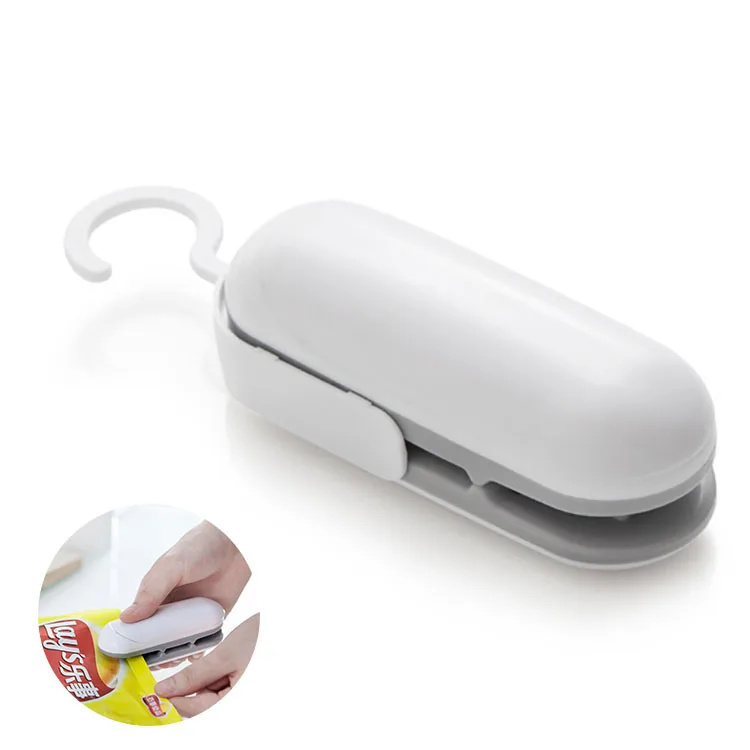 Wholesale New Design High Quality Kitchen Gadgets Portable Snacks Plastic Bag Travel Hand Pressure Heat Sealing Machine, White
Wholesale New Design High Quality Kitchen Gadgets Portable Snacks Plastic Bag Travel Hand Pressure Heat Sealing Machine, White
