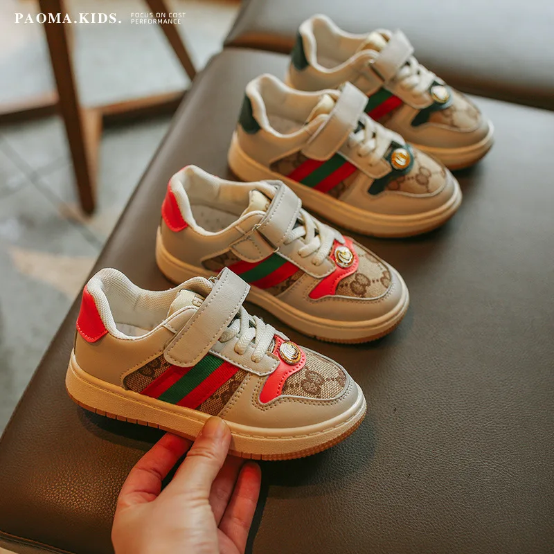 Wholesale kids shoes fashion star design soft rubber sole casual children shoes
Wholesale kids shoes fashion star design soft rubber sole casual children shoes