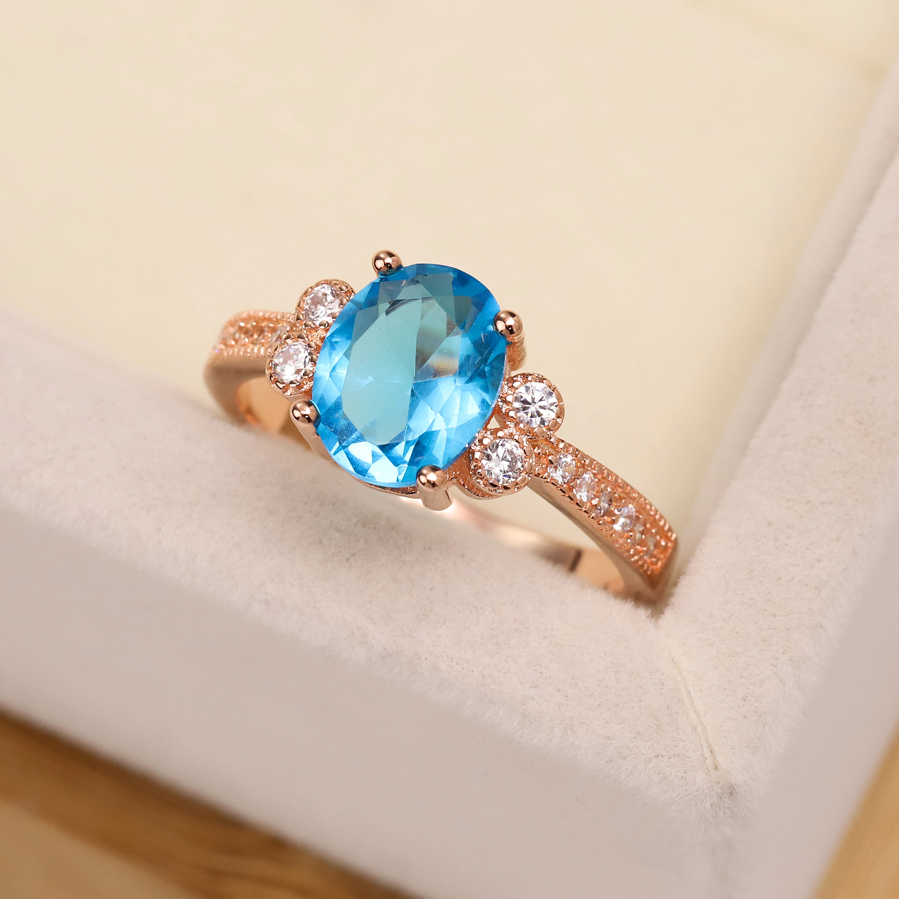 Best selling European and American S925 silver plated rose gold wedding ring zircon lady sea blue goose egg crystal jewelry
Best selling European and American S925 silver plated rose gold wedding ring zircon lady sea blue goose egg crystal jewelry