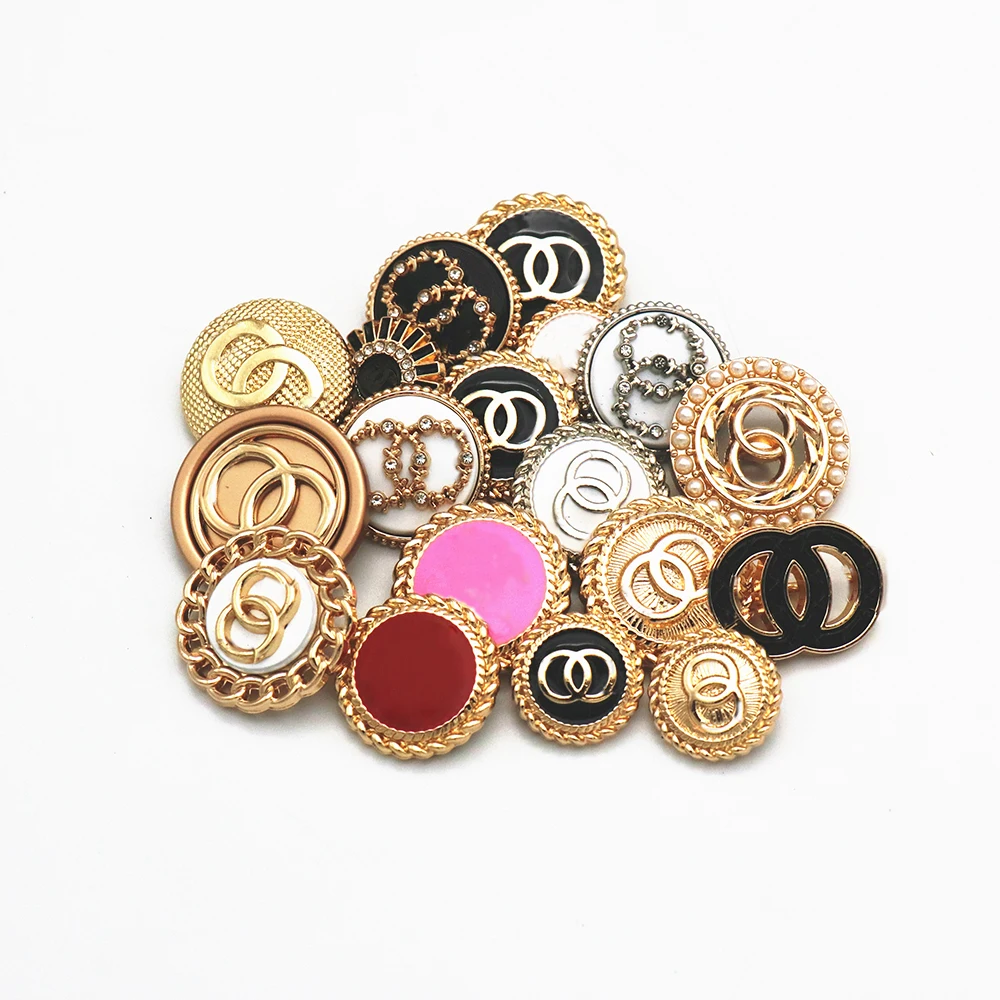 Zine-alloy coat windbreaker buttons for women's outerwear suits with woollen buttons round, versatile, western-style button
Zine-alloy coat windbreaker buttons for women's outerwear suits with woollen buttons round, versatile, western-style button