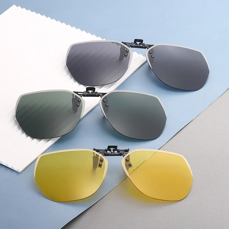 2022 new can be turned up sunglasses clip frameless light polygon men's and women's sunglasses clip
2022 new can be turned up sunglasses clip frameless light polygon men's and women's sunglasses clip