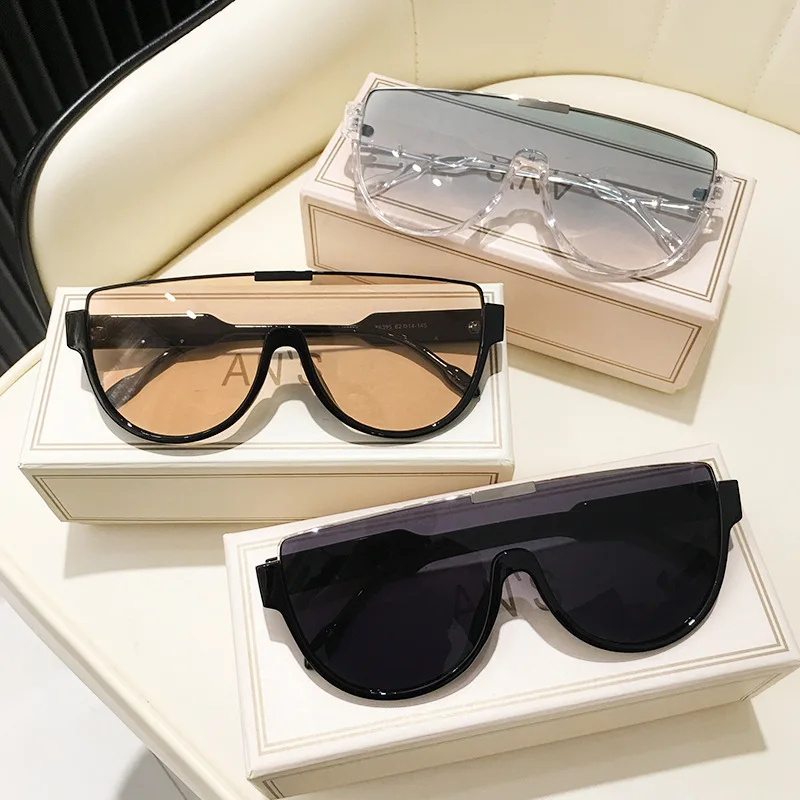Men Design Name Brand Half Frame Glasses New Trendy Oversized One Piece Sunglasses Women Vintage Round Circle Sunglasses 
Men Design Name Brand Half Frame Glasses New Trendy Oversized One Piece Sunglasses Women Vintage Round Circle Sunglasses