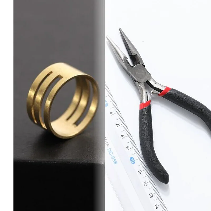 fashion DIY ring hanging toolsRing Hanging Pliers Stainless steel Tweezers RingOpening and closing
fashion DIY ring hanging toolsRing Hanging Pliers Stainless steel Tweezers RingOpening and closing