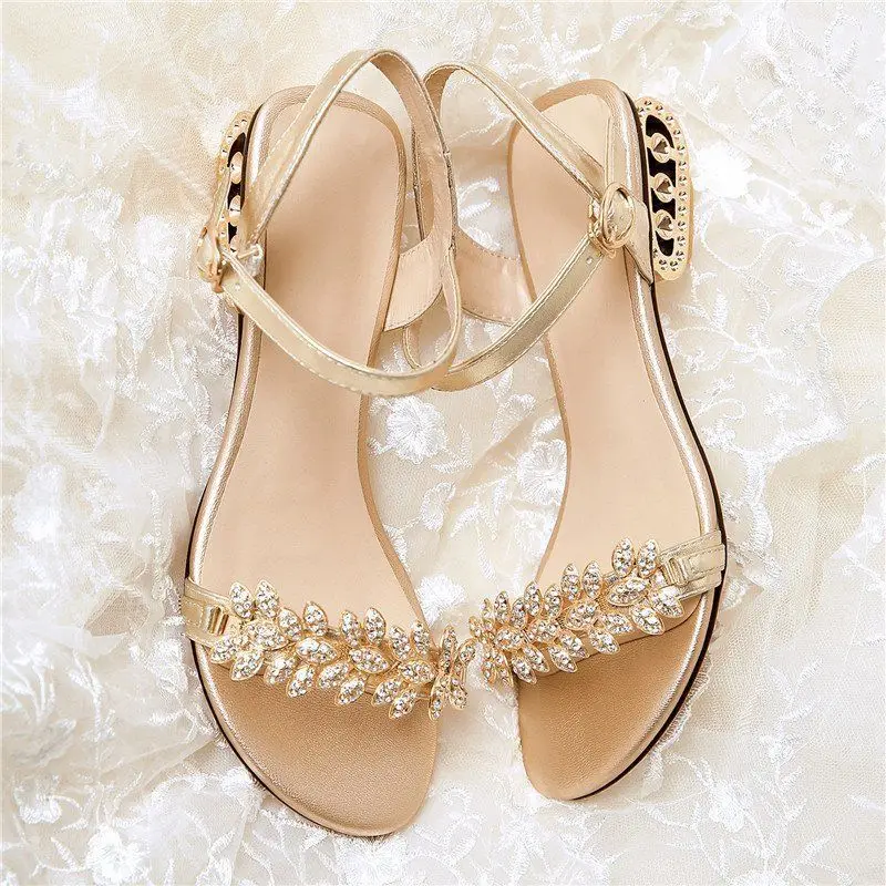 2022 Hot women crystal sandals block heel ankle mules open toe slides slippers luxury gold strap sandals, Picture color
2022 Hot women crystal sandals block heel ankle mules open toe slides slippers luxury gold strap sandals, Picture color