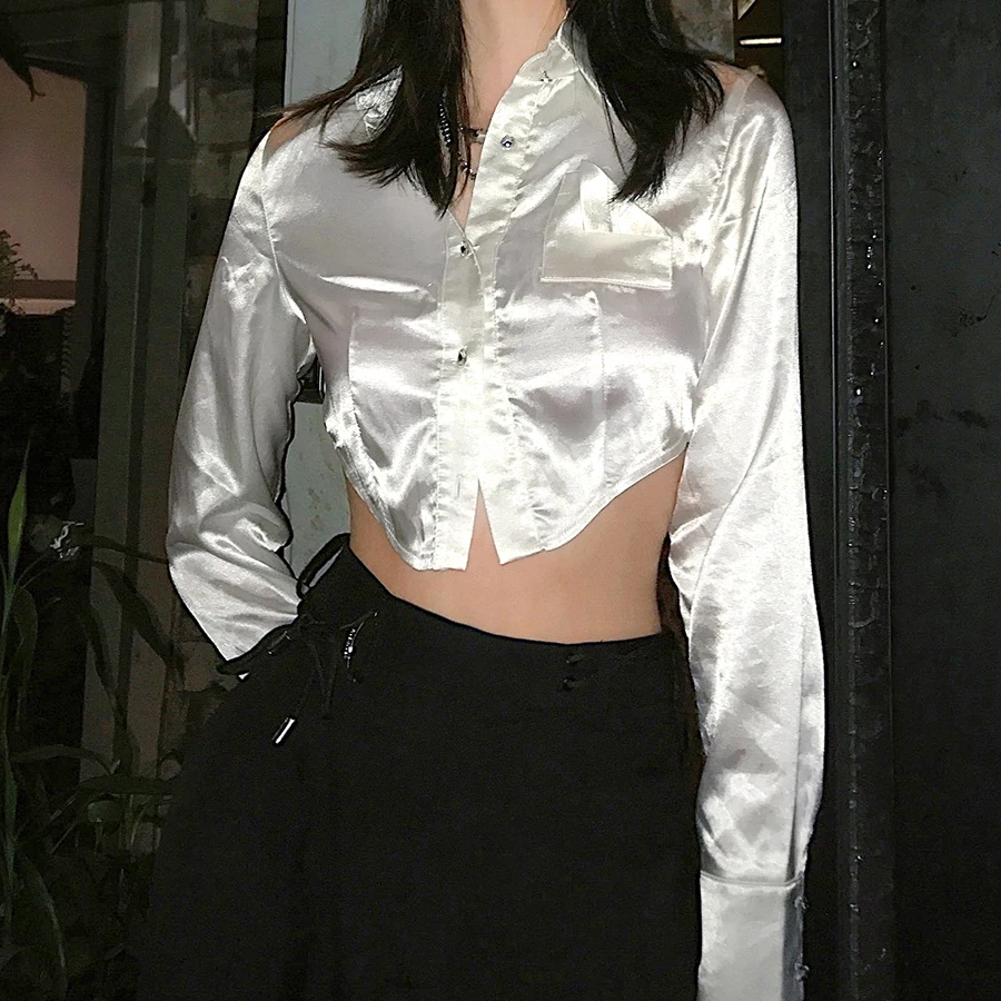 Nibber K21L00542 New Arrival Custom Wholesale Low Split Partywear High Street Reflective Color Short Y2K Tshirt Women's T-shirts, White
Nibber K21L00542 New Arrival Custom Wholesale Low Split Partywear High Street Reflective Color Short Y2K Tshirt Women's T-shirts, White