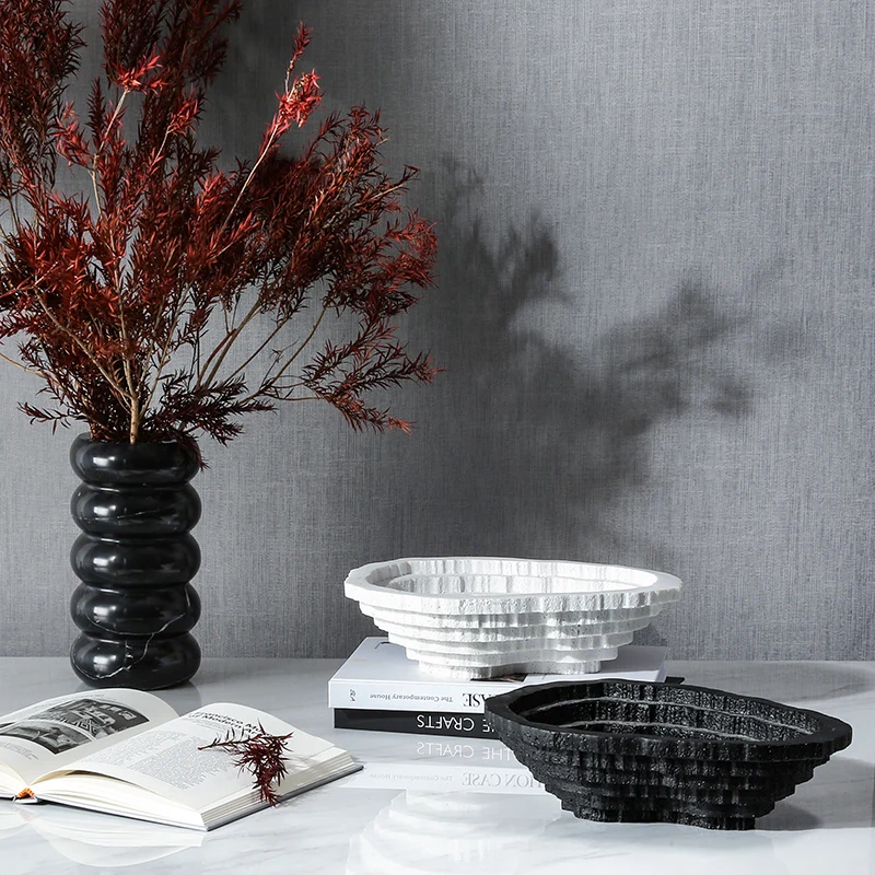 Wholesale Minimalist Decorative Bowl Black and White Desktop Storage Decoration Resin Crafts Bowl for Home Decor, White and black
Wholesale Minimalist Decorative Bowl Black and White Desktop Storage Decoration Resin Crafts Bowl for Home Decor, White and black