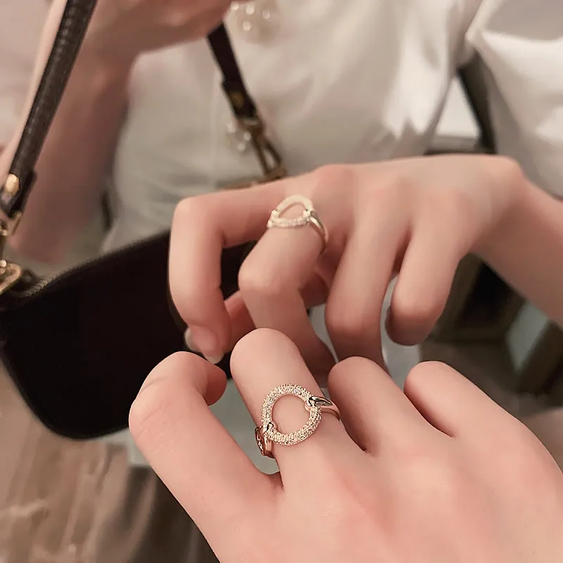 Newest Fashion Women Jewelry Circle Opening Rings Fashion 18k Real Gold Pave CZ Zirconia Open Finger Ring
Newest Fashion Women Jewelry Circle Opening Rings Fashion 18k Real Gold Pave CZ Zirconia Open Finger Ring