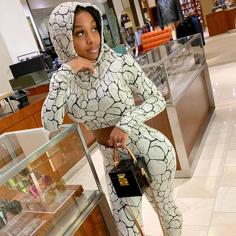 LB0068 Wholesale 2020 two piece set women fall clothing women's hoodies yoga pants leggings, As the picture
LB0068 Wholesale 2020 two piece set women fall clothing women's hoodies yoga pants leggings, As the picture