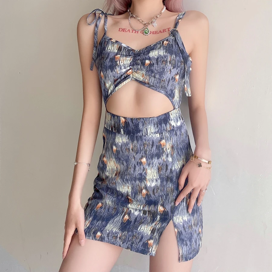 Nibber K21D01355 2021 Summer New Dark Paiting Printed Backless Sexy Ladies Girl's Sling Camisole Dress Crop Women Casual Dresses, Blue
Nibber K21D01355 2021 Summer New Dark Paiting Printed Backless Sexy Ladies Girl's Sling Camisole Dress Crop Women Casual Dresses, Blue