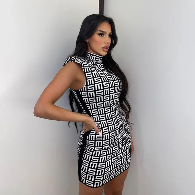 2022 spring new fashion print stand collar sleeveless temperament slim skirt dress for women
2022 spring new fashion print stand collar sleeveless temperament slim skirt dress for women