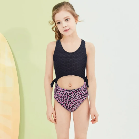 Best Selling Kids Swimsuit Cartoon Design Print Swimwear Hollow Waist High Quality Beach Bikini
Best Selling Kids Swimsuit Cartoon Design Print Swimwear Hollow Waist High Quality Beach Bikini