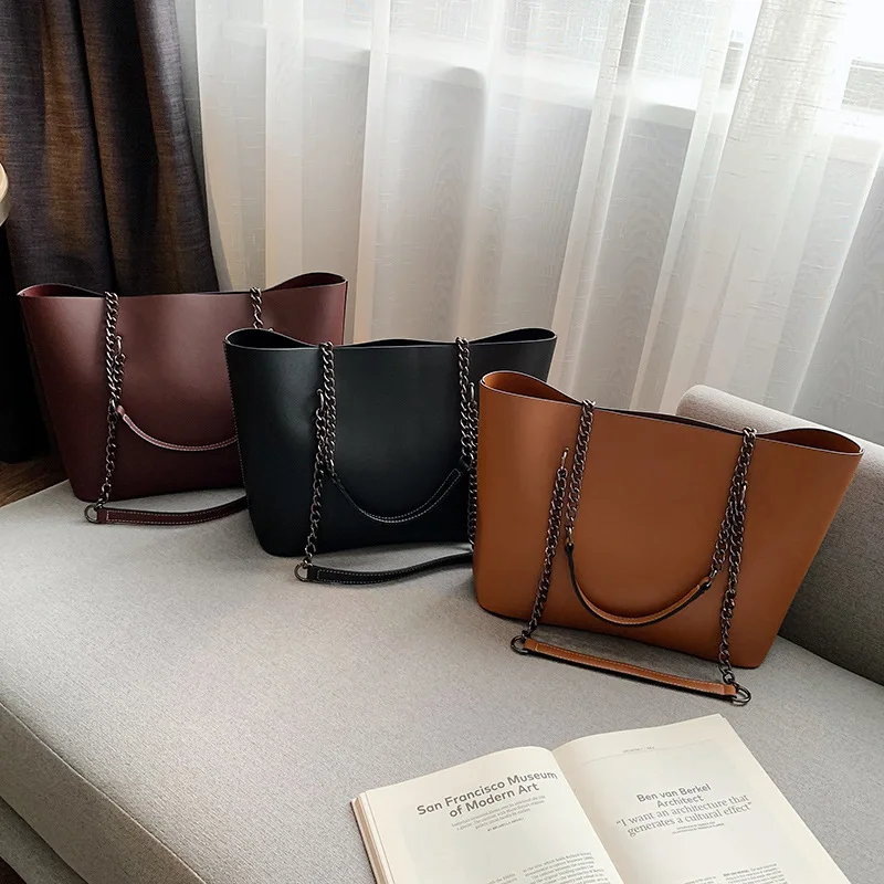 Women large capacity handbags 2020 new Korean version chain tote bag pu leather fashion single shoulder bag big handbag, Black brown wine red
Women large capacity handbags 2020 new Korean version chain tote bag pu leather fashion single shoulder bag big handbag, Black brown wine red