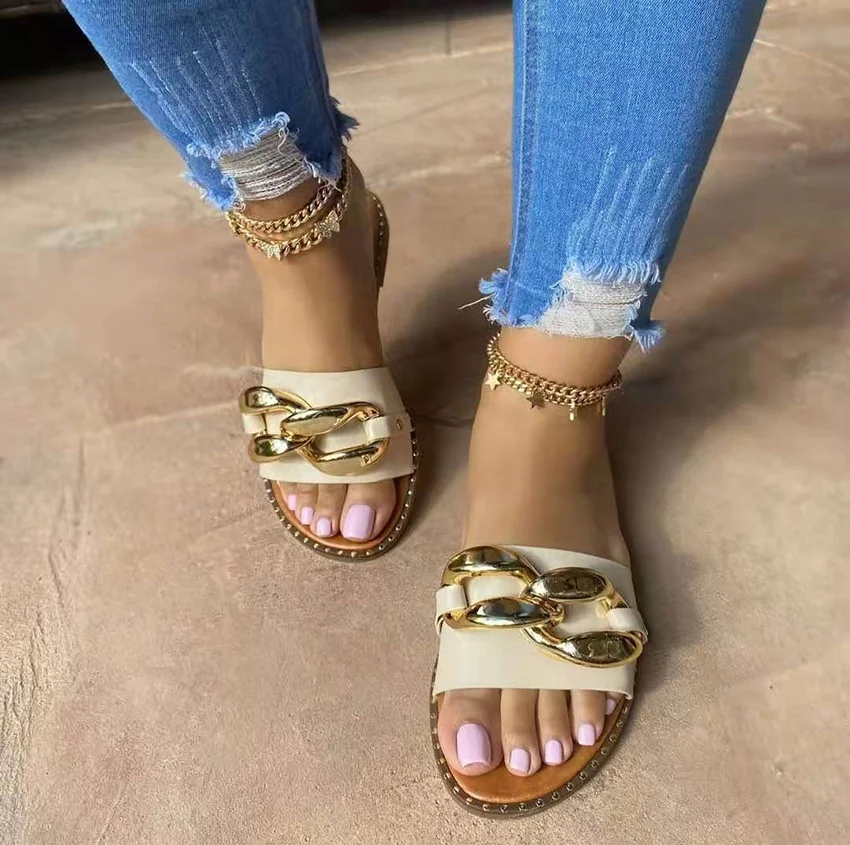 Women's Summer Flat Gold Chain Slip On Sandals Light Weight Open Toe Outdoor Casual Breathable Slides Women Clear Band Slippers
Women's Summer Flat Gold Chain Slip On Sandals Light Weight Open Toe Outdoor Casual Breathable Slides Women Clear Band Slippers