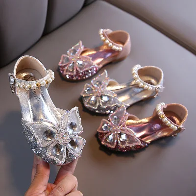 2021 spring and autumn new Korean girls small, medium and big children princess casual single shoes performance shoes
2021 spring and autumn new Korean girls small, medium and big children princess casual single shoes performance shoes