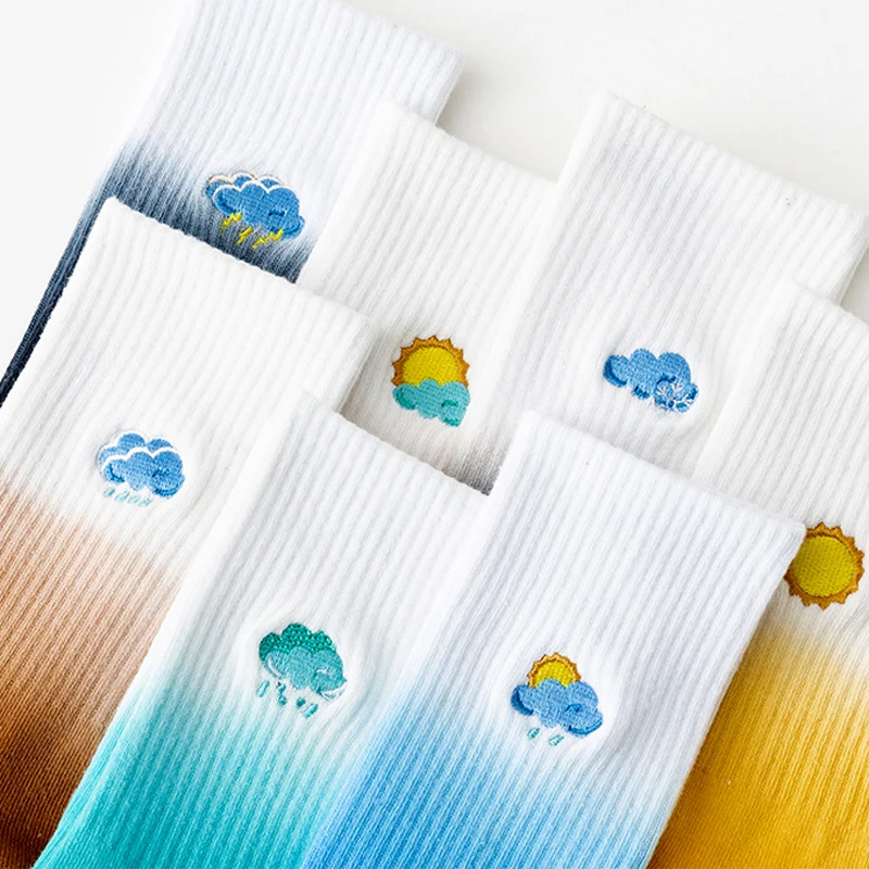 Cute Cartoon Embroidery Sun Cloud Rain Gradient Color Change Tie Dye Socks For Woman, 7 colors
Cute Cartoon Embroidery Sun Cloud Rain Gradient Color Change Tie Dye Socks For Woman, 7 colors