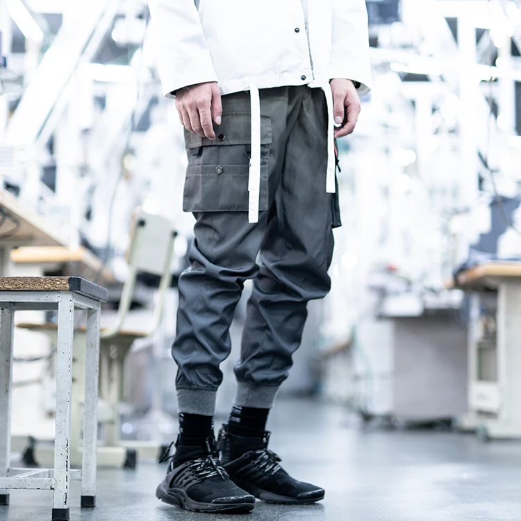 Custom Gradient Hip Hop Baggy Pocket Pant Casual Army Skinny Sweatwear Sport Tactical Harm Jogger Cargo Pants For Men Ladies, Gray
Custom Gradient Hip Hop Baggy Pocket Pant Casual Army Skinny Sweatwear Sport Tactical Harm Jogger Cargo Pants For Men Ladies, Gray