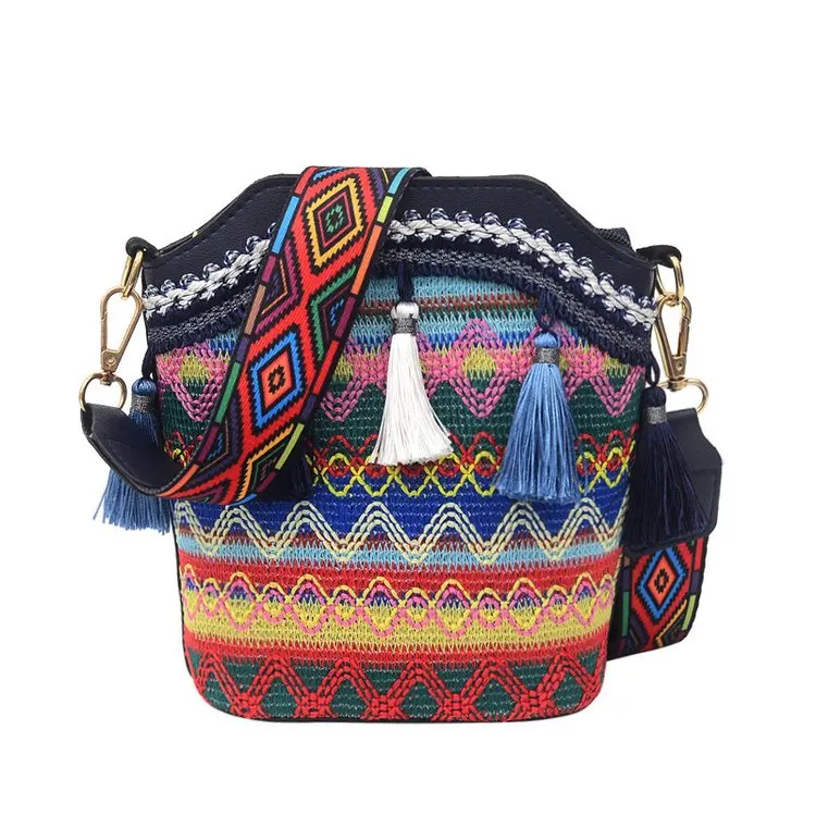 2021 New Style Summer Weave Bag Lady Tassel Chain Hand Bag Bohemian Vintage Round Purses Tote Handbags For Women, 4 colors
2021 New Style Summer Weave Bag Lady Tassel Chain Hand Bag Bohemian Vintage Round Purses Tote Handbags For Women, 4 colors