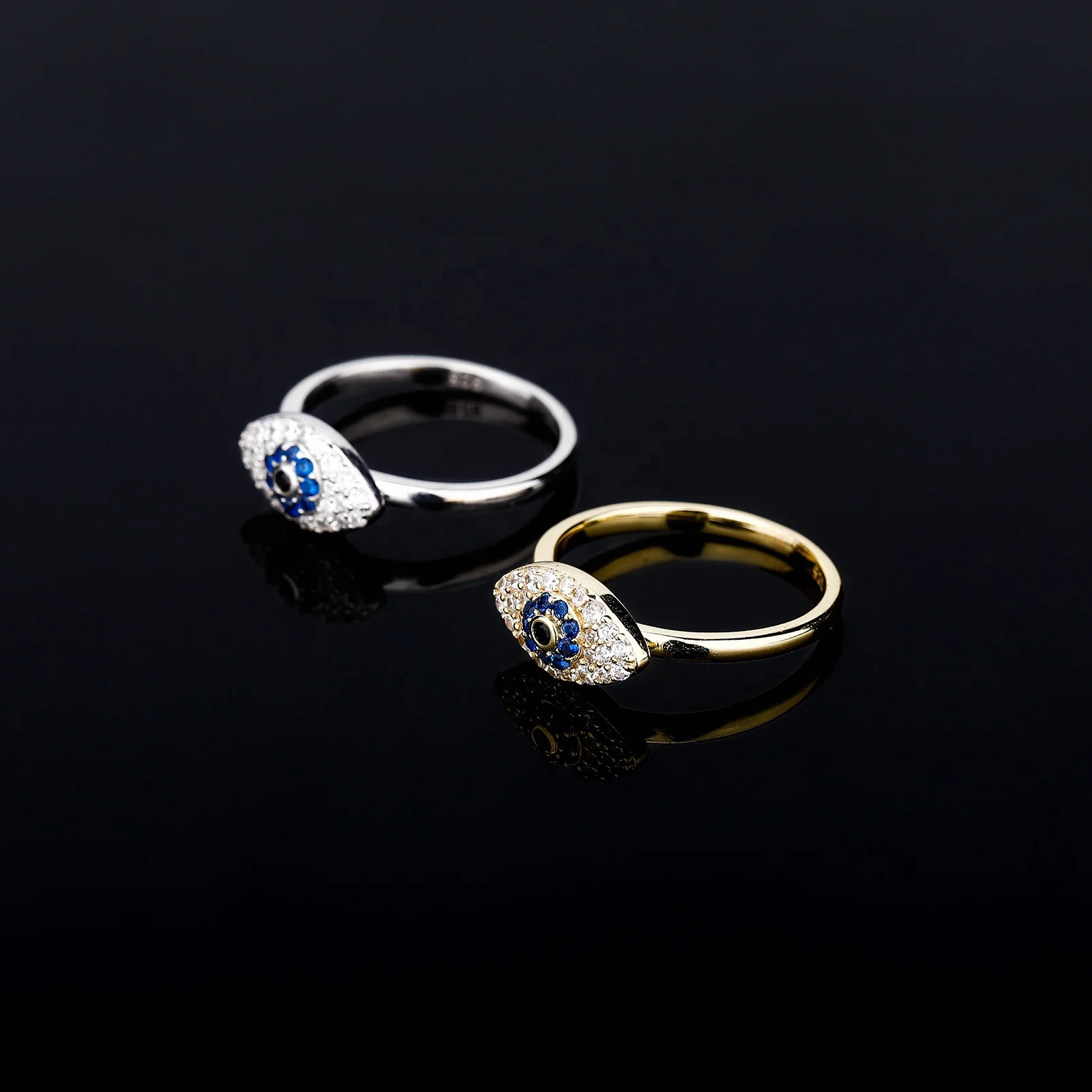 2021 New Trend Hip Hop Jewelry 925 Sterling Silver Ring Iced Out Bling CZ Cubic Zirconia Ring Big Circle Blue Diamond Band Rings
2021 New Trend Hip Hop Jewelry 925 Sterling Silver Ring Iced Out Bling CZ Cubic Zirconia Ring Big Circle Blue Diamond Band Rings