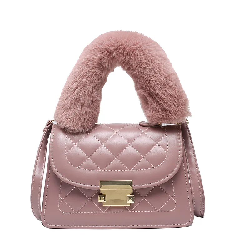 2021 New Arrival Winter Wool Soft handle bag Big Plush shoulder crossbody handbag for women girls ladies
2021 New Arrival Winter Wool Soft handle bag Big Plush shoulder crossbody handbag for women girls ladies